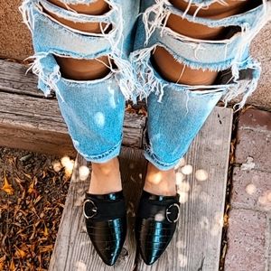 🆕️//The Amber// Black mule Flat